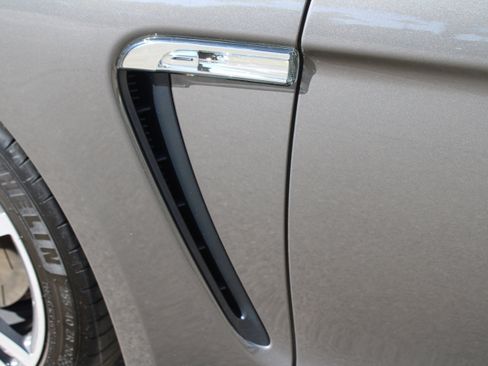 Used 2013 Porsche Panamera S image 14