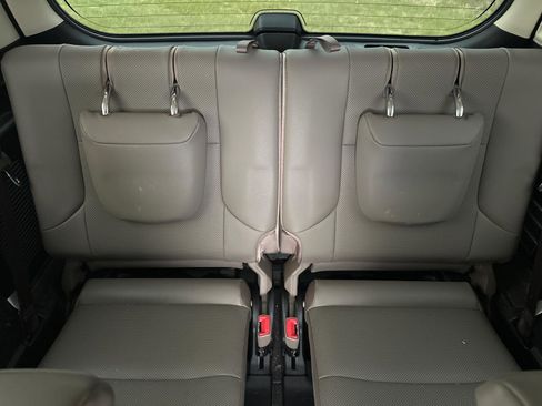 Used 2021 Lexus GX 460 Premium w/ Accessory Package image 19