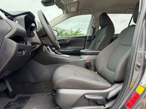 Used 2025 Toyota RAV4 LE FWD image 26