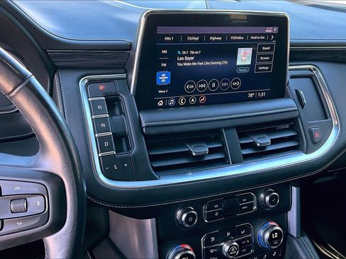 Used 2021 GMC Yukon SLT w/ SLT Premium Package image 6