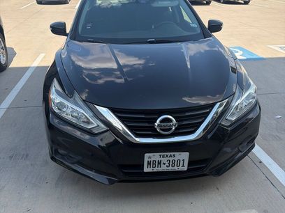Used 2018 Nissan Altima 2.5 SV w/ 2.5 SV Technology Package