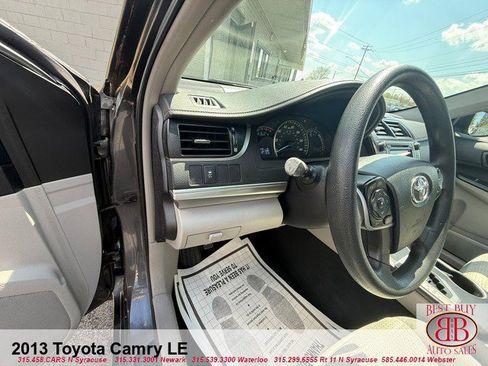 Used 2013 Toyota Camry LE FWD image 16