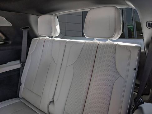 New 2026 Cadillac Vistiq Sport image 16