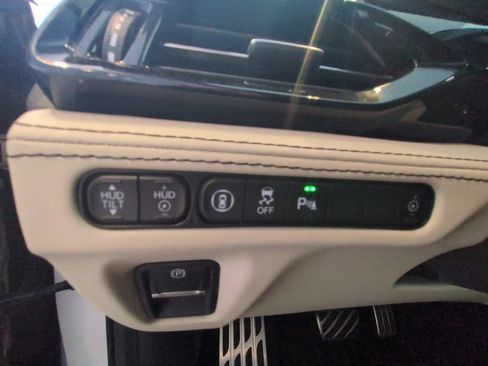 Used 2023 Acura MDX Type S AWD/4WD image 12