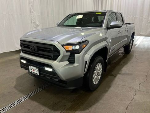New 2026 Toyota Tacoma SR5 AWD/4WD image 7