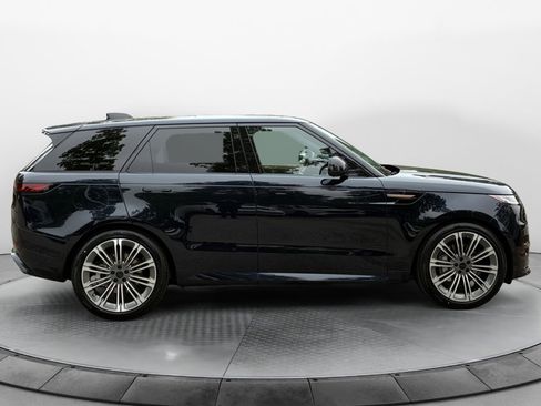 New 2026 Land Rover Range Rover Sport Dynamic SE AWD/4WD image 8
