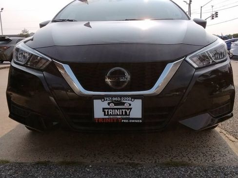 Used 2021 Nissan Versa S FWD image 6