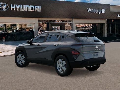 New 2026 Hyundai Kona SE image 5