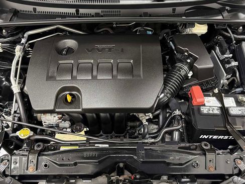 Used 2016 Toyota Corolla S image 29