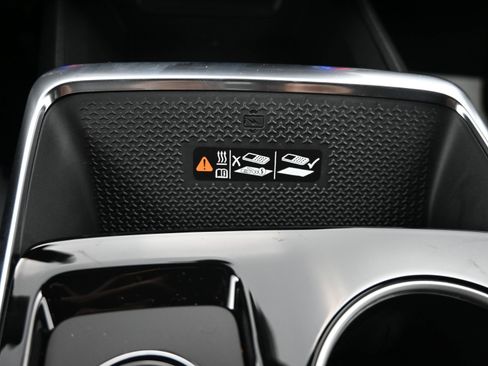 New 2026 Chevrolet Equinox LT w/ Convenience Package II FWD image 24