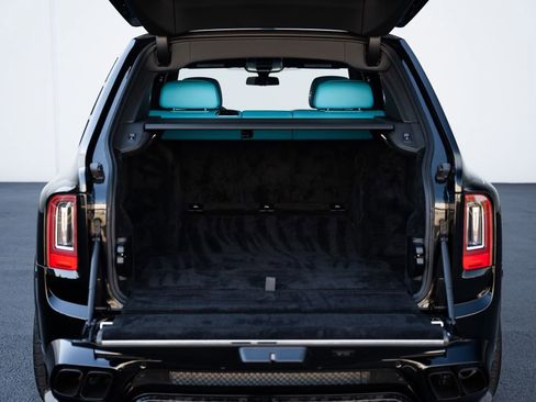 Used 2023 Rolls-Royce Cullinan Black Badge image 50