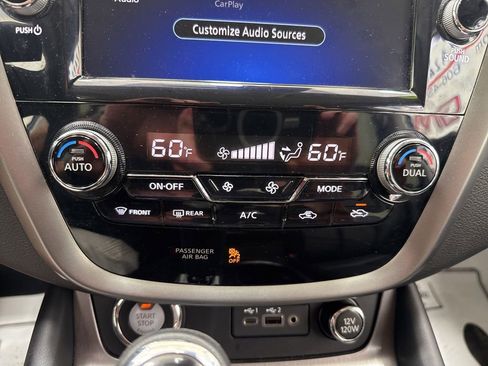 Used 2024 Nissan Murano SV image 30