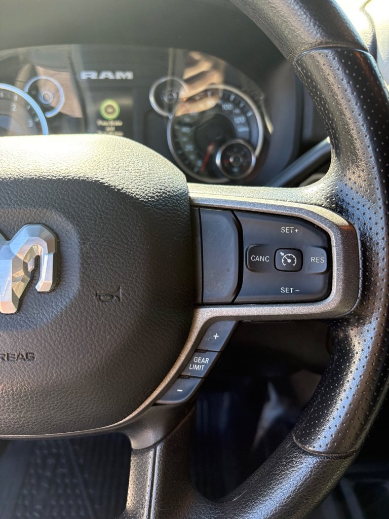 Used 2024 RAM 2500 Tradesman w/ Chrome Appearance Group AWD/4WD image 14