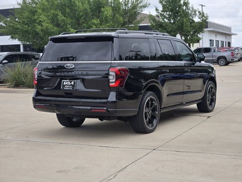 Used 2022 Ford Expedition Max Limited AWD/4WD image 4