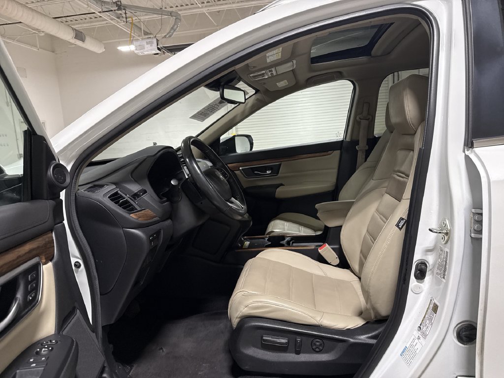 Used 2020 Honda CR-V Touring image 21