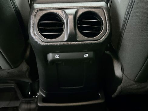 Used 2023 Jeep Wrangler Unlimited w/ Convenience Group AWD/4WD image 26