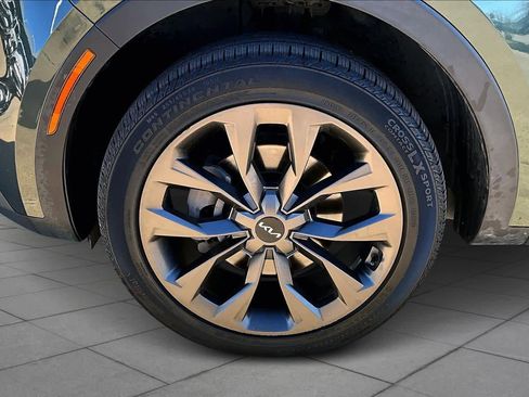 Used 2022 Kia Sorento SX Prestige w/ Rust Color Package image 11