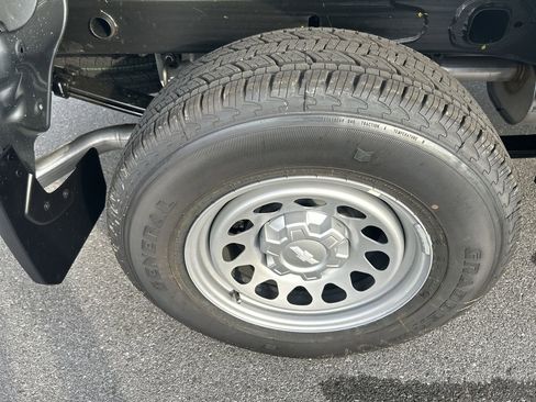 New 2026 Chevrolet Silverado 1500 W/T w/ WT Value Package image 9