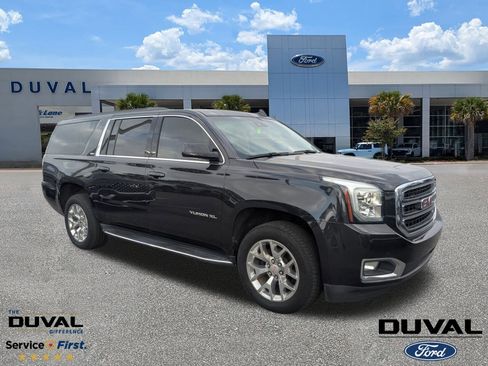 Used 2020 GMC Yukon XL SLT w/ HD Trailering Package image 1