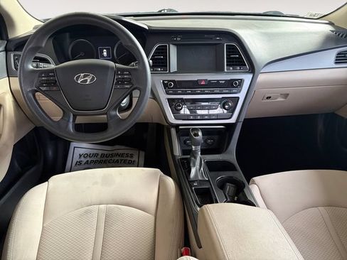 Used 2016 Hyundai Sonata SE FWD image 8