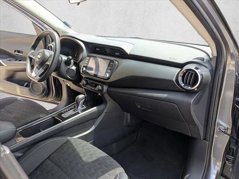 Used 2021 Nissan Kicks SV FWD image 21