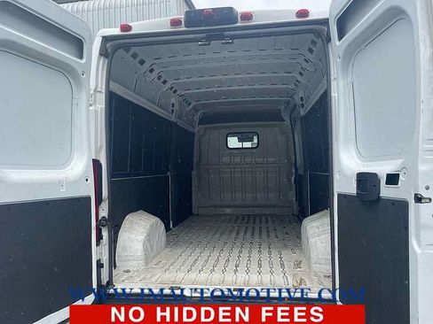 Used 2023 RAM ProMaster 2500 FWD image 5