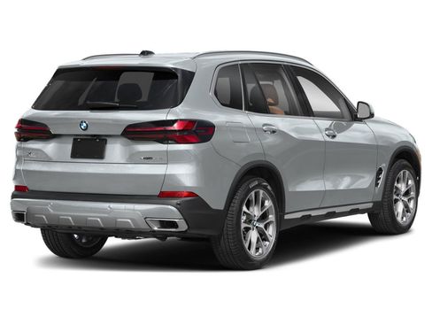 New 2026 BMW X5 xDrive40i w/ M Sport Package AWD/4WD image 10