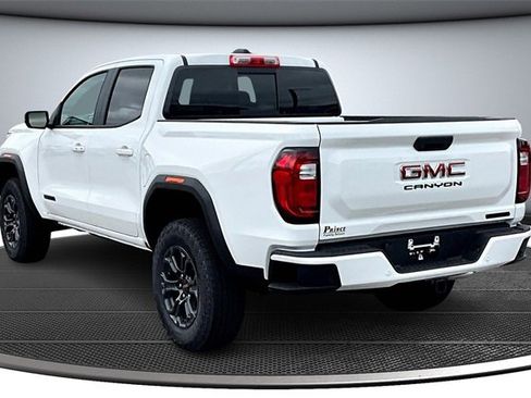 New 2025 GMC Canyon Elevation w/ Convenience Package image 3