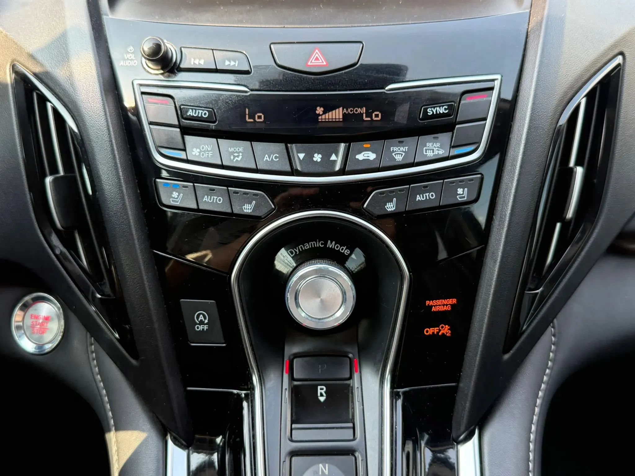 Used 2019 Acura RDX w/ Advance Package FWD image 16
