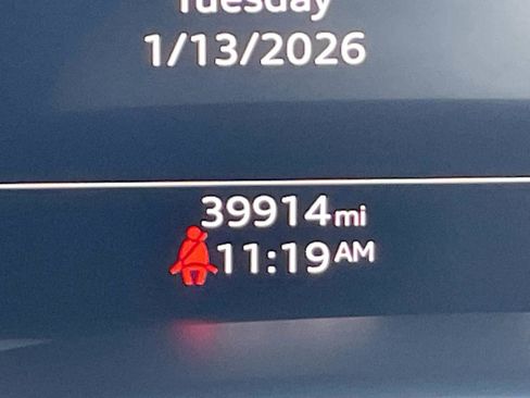 Used 2022 Audi Q8 Premium Plus image 23