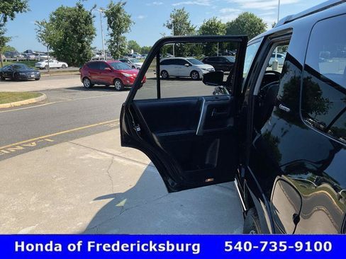 Used 2018 Toyota 4Runner Limited AWD/4WD image 15