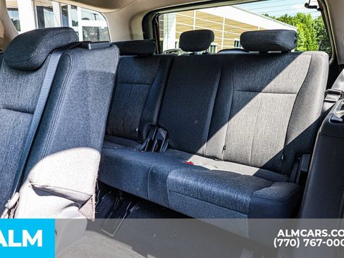 Used 2024 Ford Expedition XLT RWD image 20