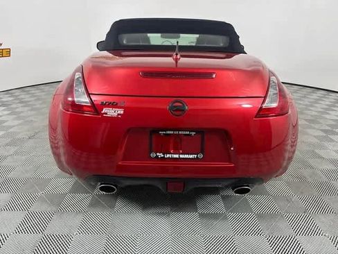 Used 2018 Nissan 370Z Touring Sport image 7