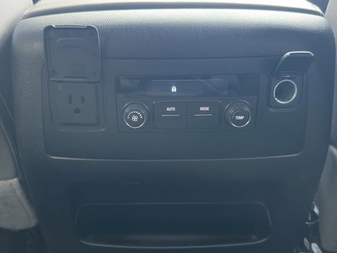 Used 2017 Chevrolet Tahoe LT image 59