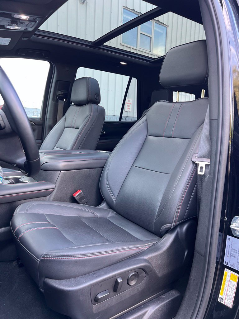 Used 2023 Chevrolet Tahoe RST w/ Sport Performance Package AWD/4WD image 9