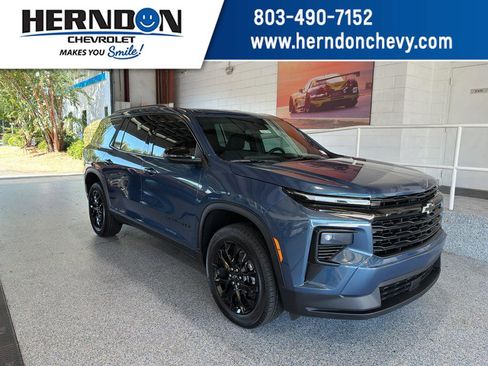 New 2026 Chevrolet Traverse LT w/ Midnight/Sport Edition image 1