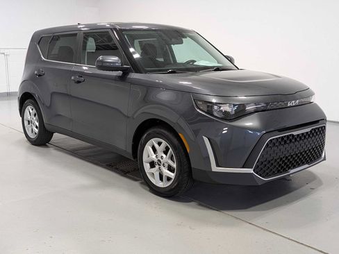 Certified 2023 Kia Soul LX w/ Option Group 015 FWD image 6