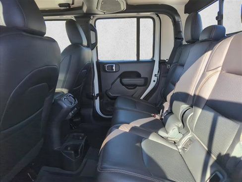 New 2026 Jeep Gladiator Sport image 12