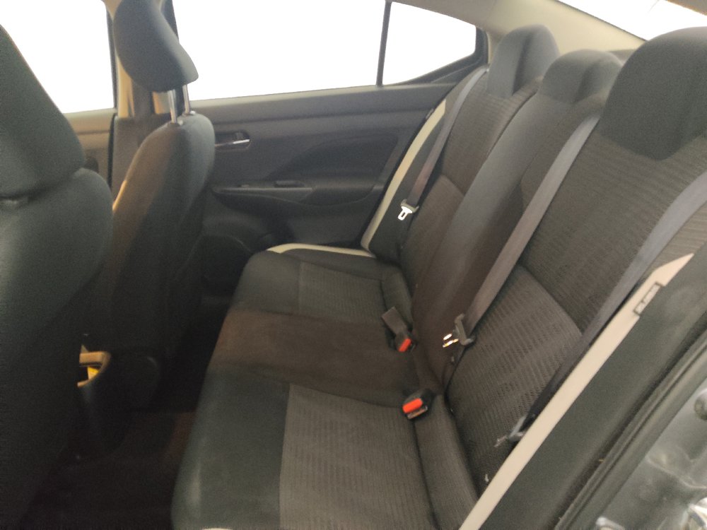 Used 2021 Nissan Versa SV FWD image 18