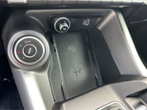 Used 2024 Alfa Romeo Tonale Veloce image 27