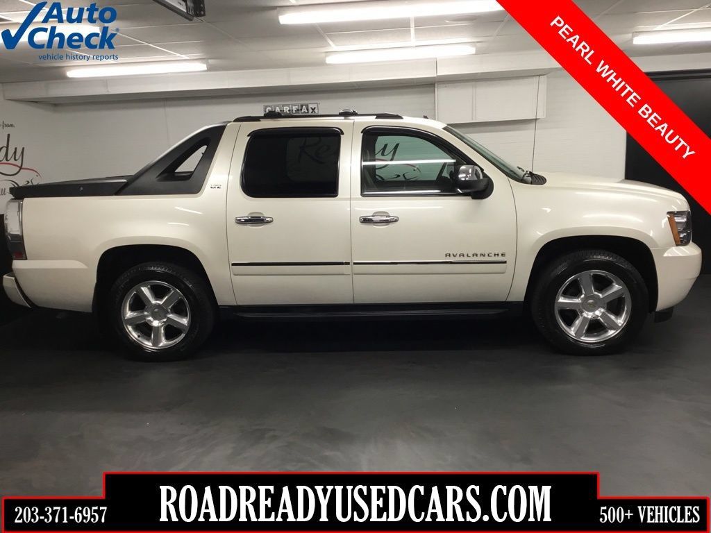 Used 2011 Chevrolet Avalanche LTZ AWD/4WD image 1