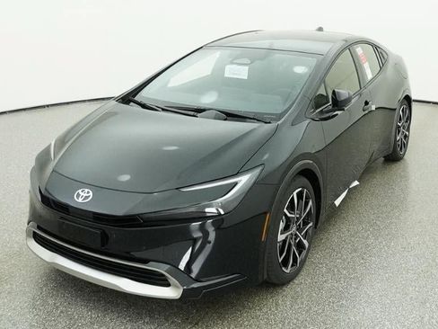 New 2026 Toyota Prius Plug-In Hybrid FWD image 16