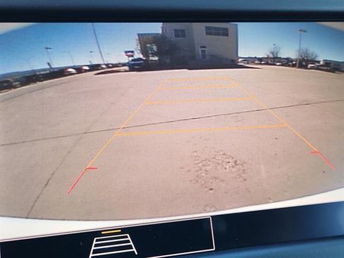 Used 2024 Chevrolet Equinox LT image 19