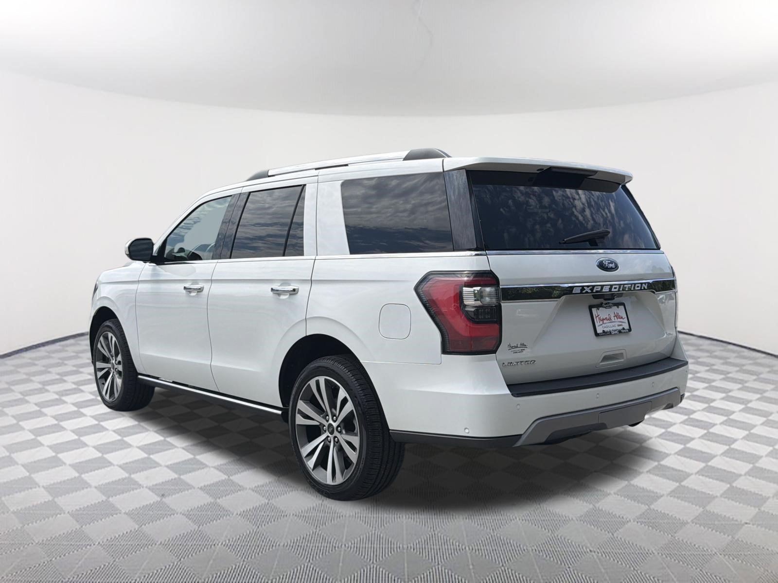 Used 2021 Ford Expedition Limited AWD/4WD image 8