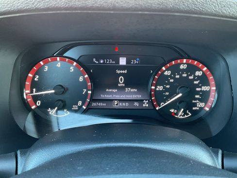Used 2024 Nissan Frontier PRO-4X w/ Pro Convenience Package AWD/4WD image 12