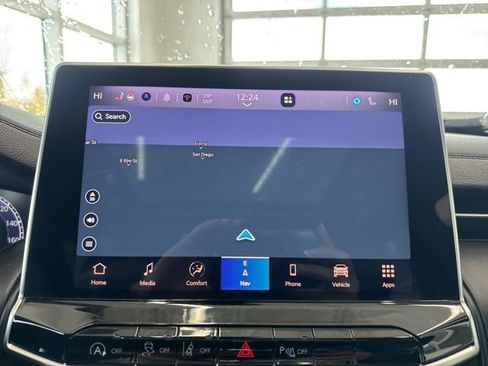 Used 2024 Jeep Compass Limited w/ High Altitude Package image 18