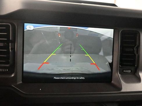 New 2025 Ford Bronco 4-Door image 18