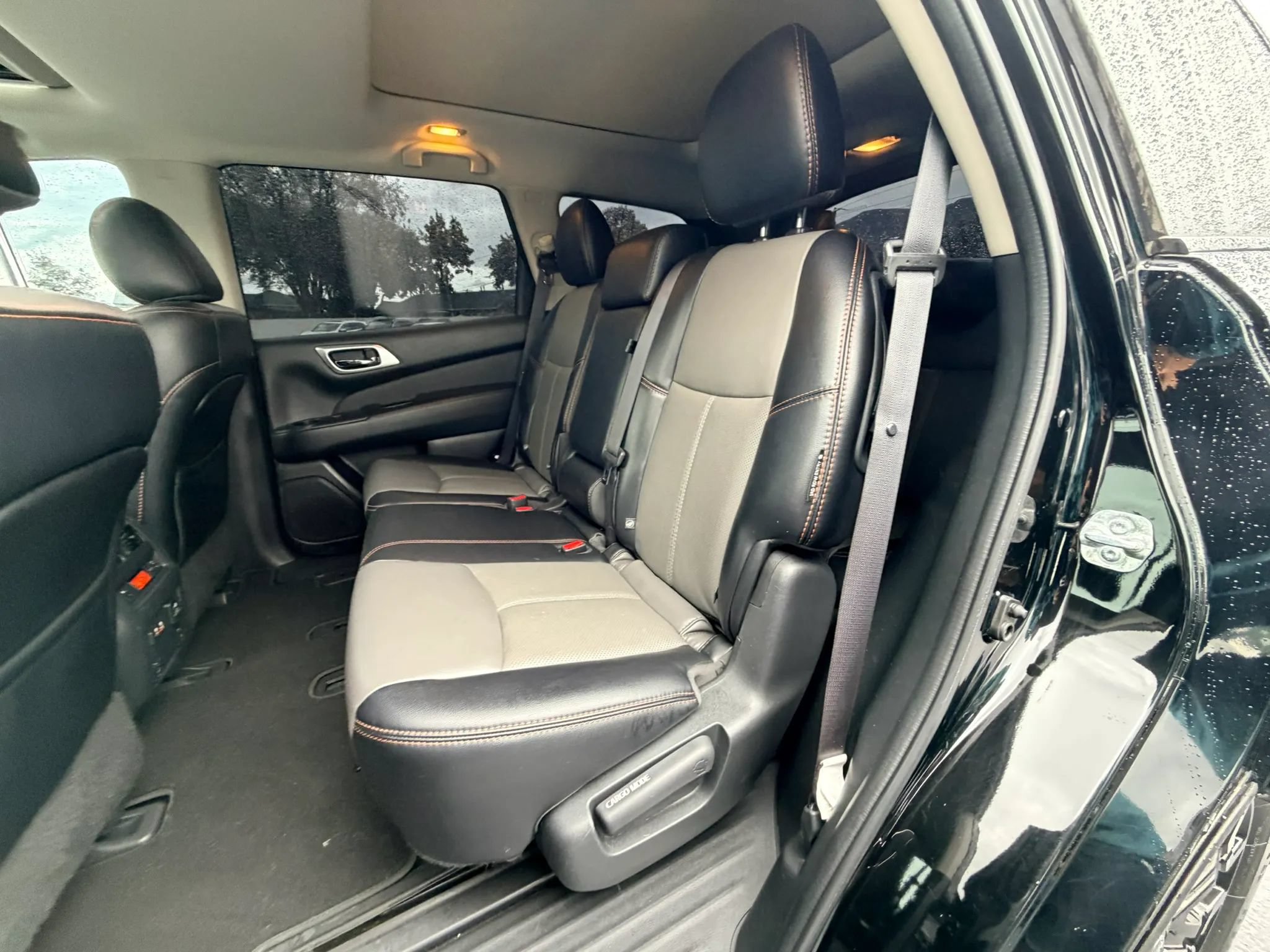 Used 2020 Nissan Pathfinder SL AWD/4WD image 20