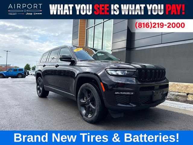 Used 2023 Jeep Grand Cherokee L Limited w/ Black Appearance Package AWD/4WD image 1