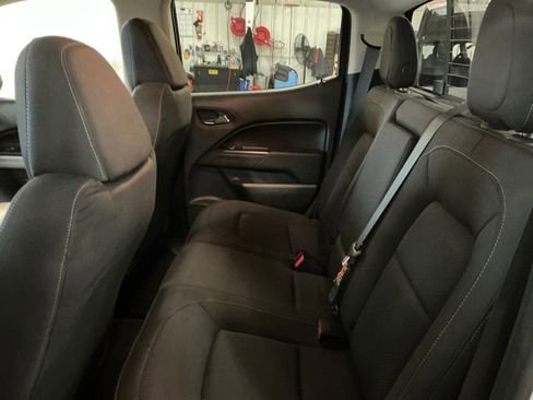 Used 2020 Chevrolet Colorado LT w/ LT Convenience Package image 24